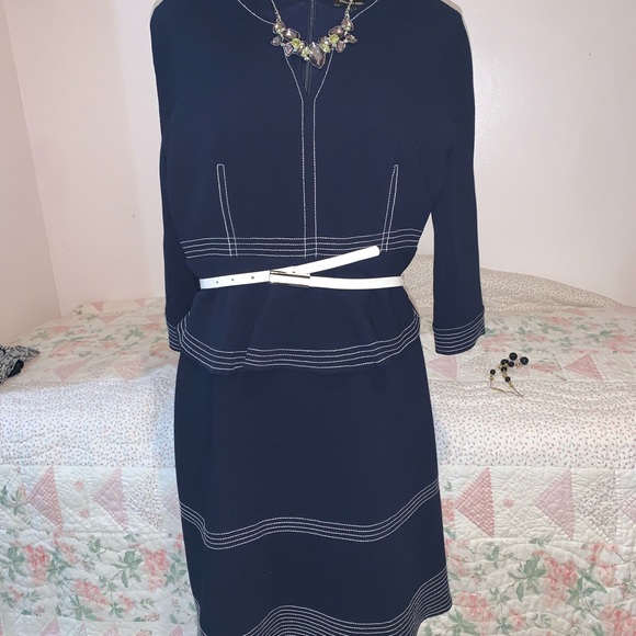 Dress - Picture 2 of 5